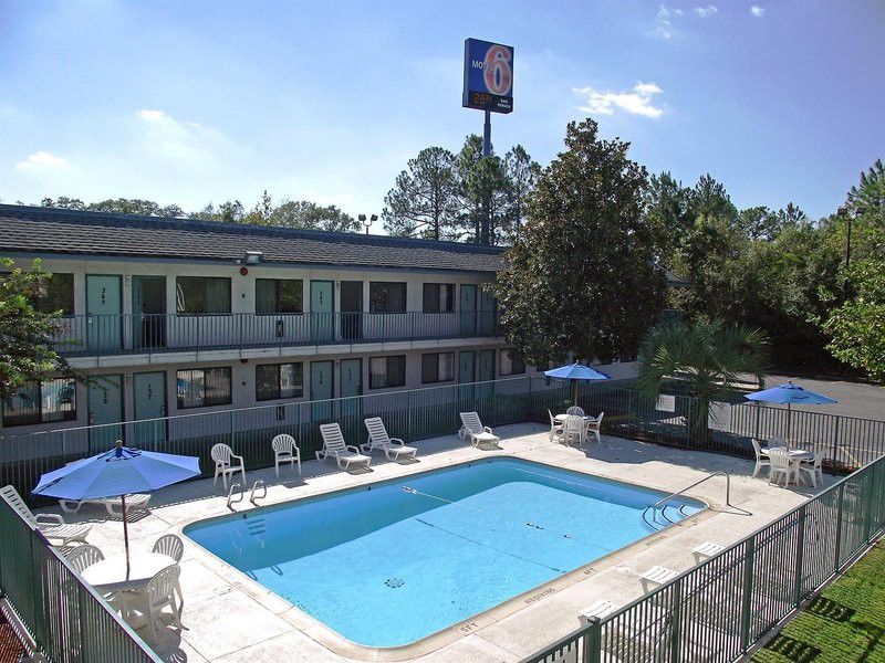 Motel 6-Valdosta, Ga - University Bagian luar foto