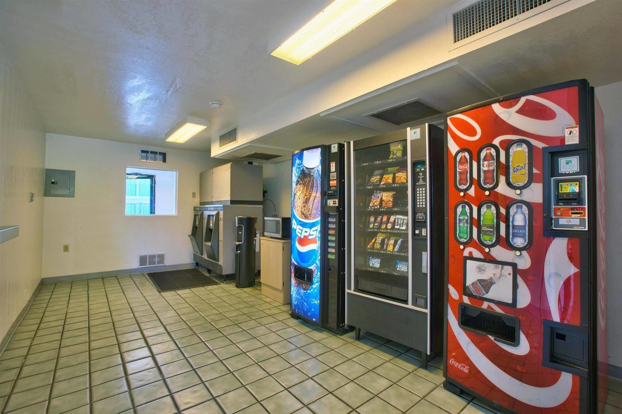 Motel 6-Valdosta, Ga - University Bagian luar foto