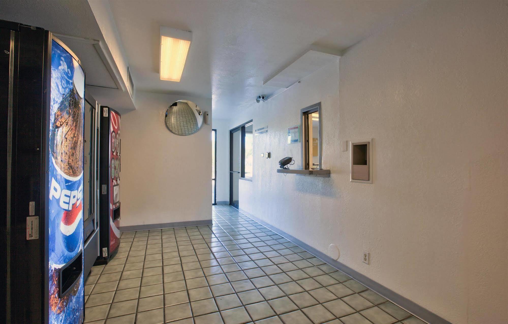 Motel 6-Valdosta, Ga - University Bagian luar foto