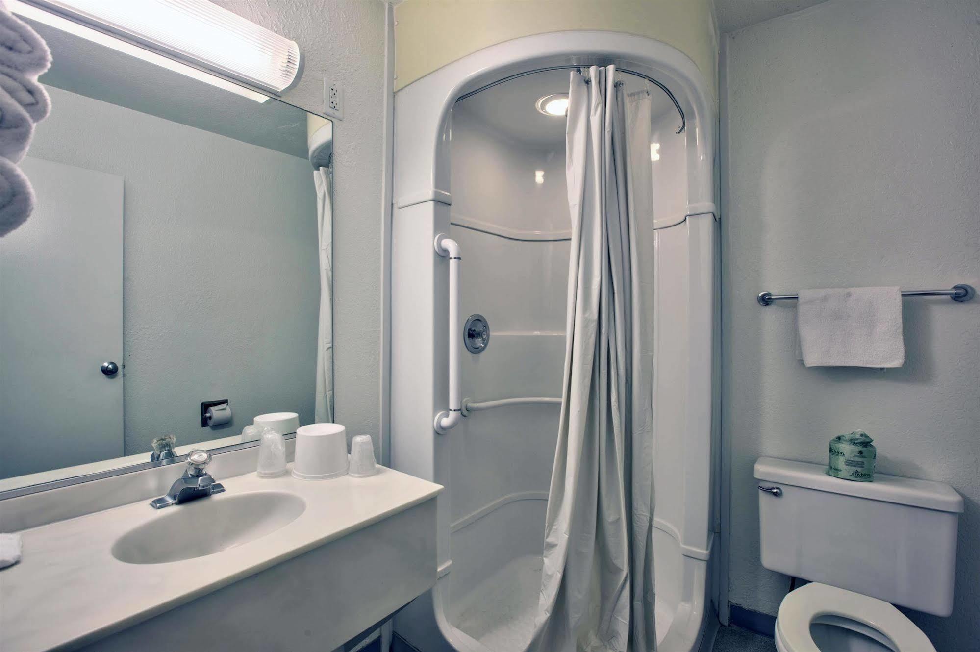 Motel 6-Valdosta, Ga - University Bagian luar foto